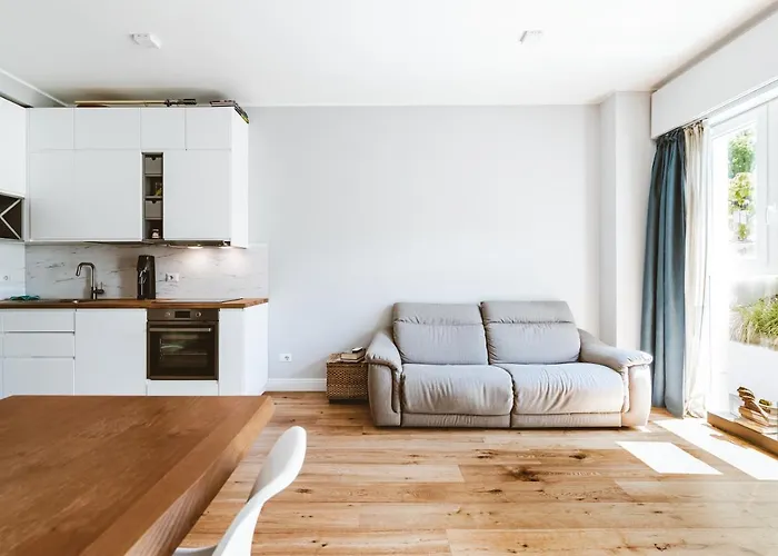 Mico Citylife Luxuryflat, 100M Metro